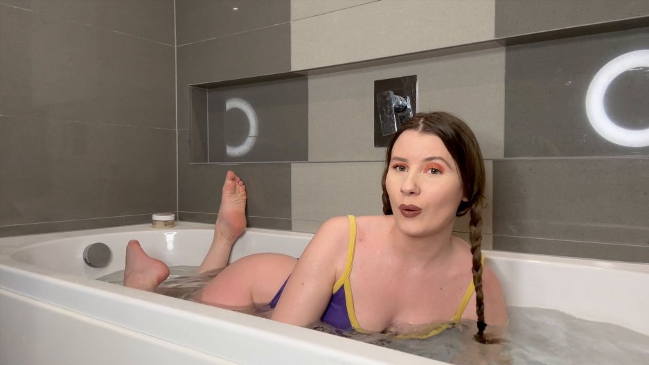 Brook Logan - Speedo Bikini Bath Time JOI